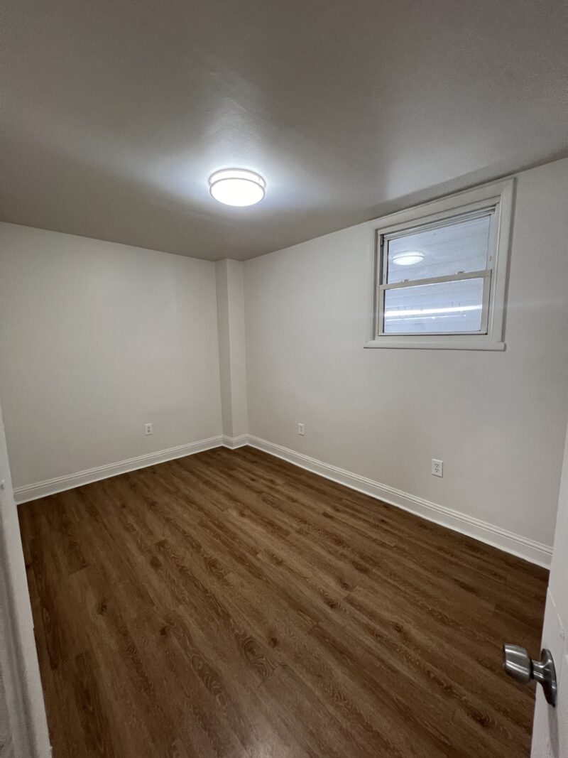 10422 S Hoxie Ave, Chicago, IL 60617 - Image 11