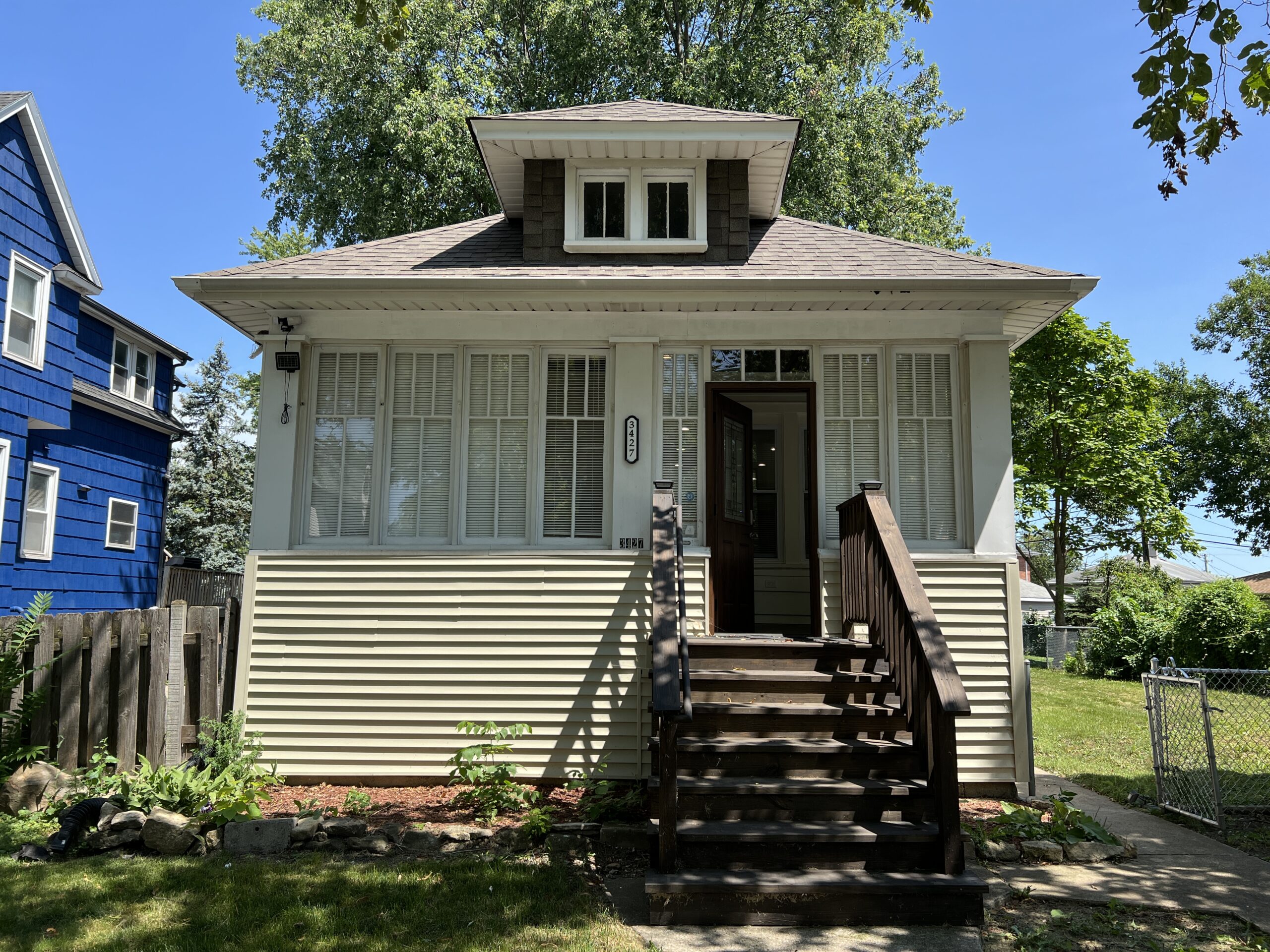 3427 Grand Boulevard Brookfield, IL 60513
