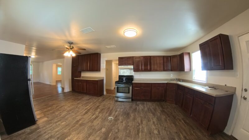 314 E 138th Street, Unit 1R,  Chicago, IL 60827