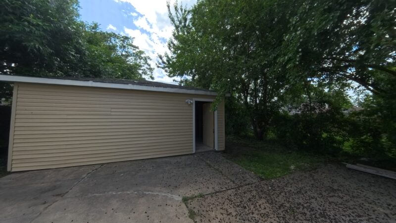 10422 S Hoxie Ave, Chicago, IL 60617 - Image 24