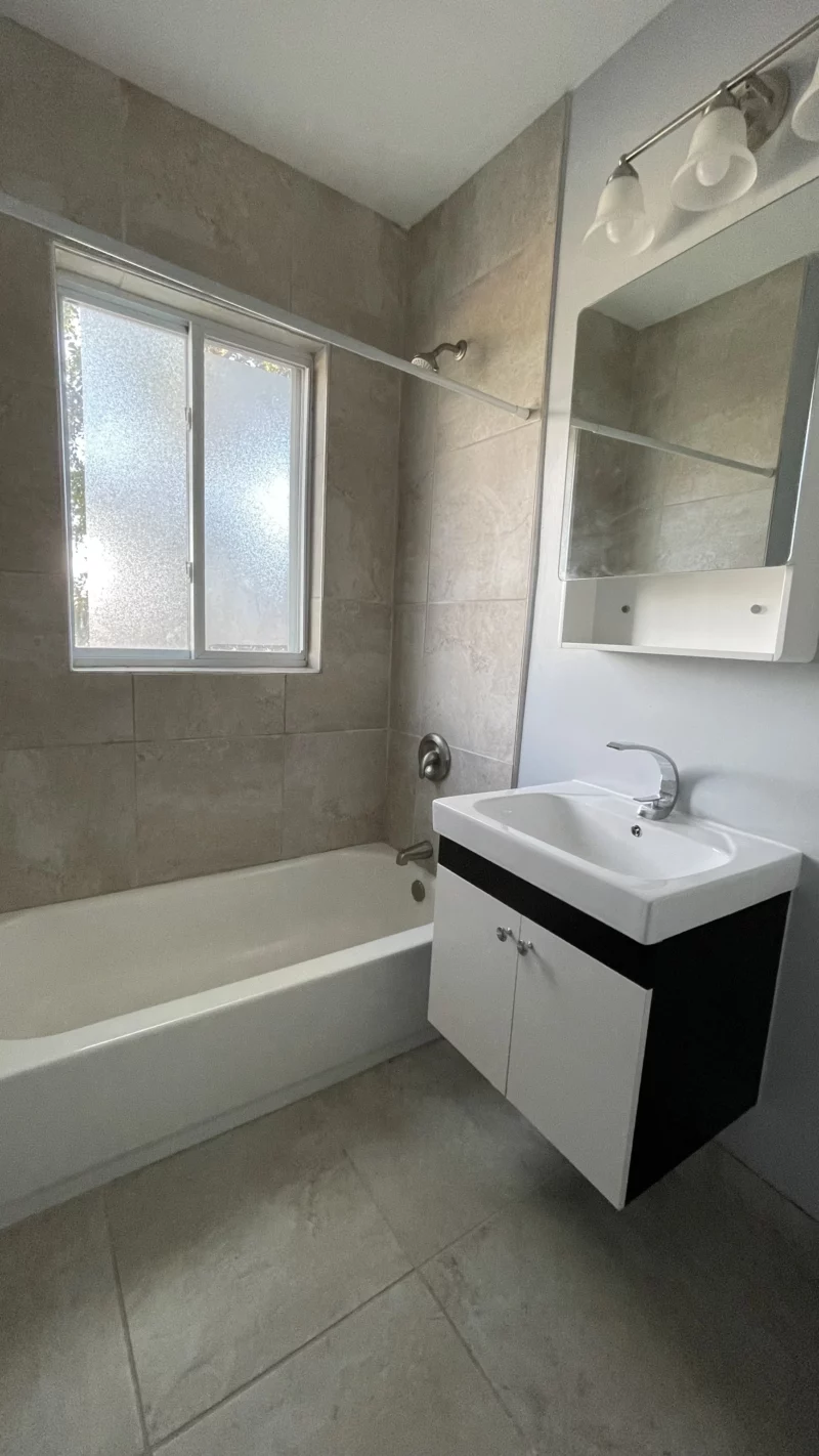 76 W 14th St, Unit 1, Chicago Heights, IL 60411 - Image 15